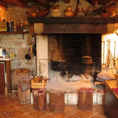 Апартаменты Country House Bakicevo - Two Bedroom With Terrace Чилипи